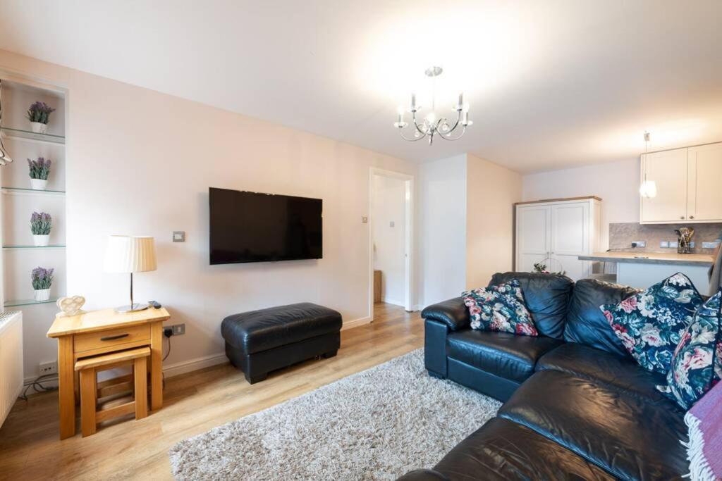 Burlington Place, Shrewsbury. 2 Bedroom, Private Parking, 5 Minutes From Town Zewnętrze zdjęcie